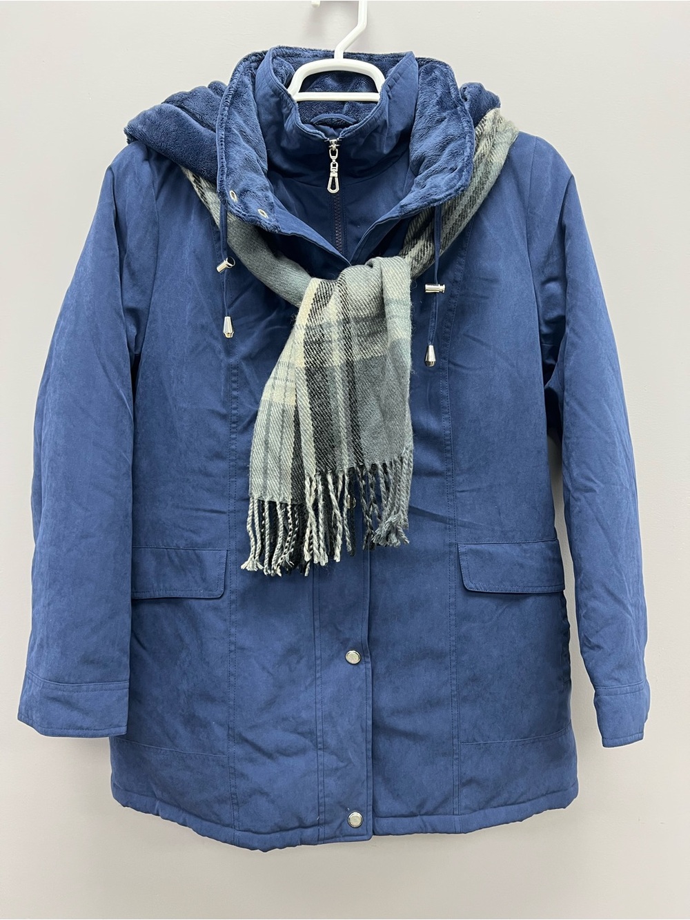 breckenridge Soft Blue Hooded Puffer Coat Zipper/Button w/ Plaid Scarf Women’s L